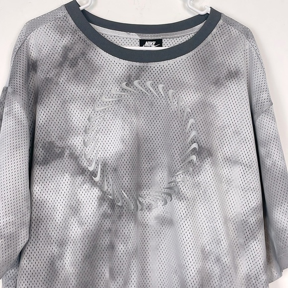 Nike Woman’s SPTCAS Short Sleeve Jersey Pullover Shirt. Plus Size 2X. Grey. - Picture 5 of 14